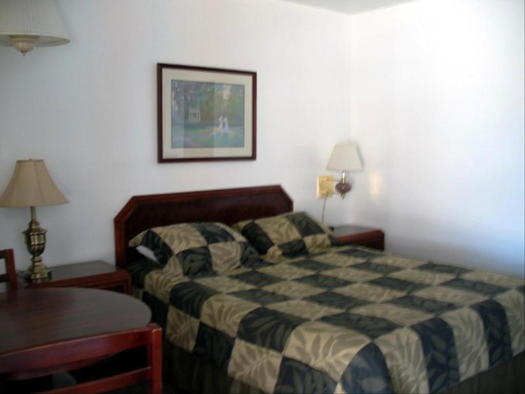 Golden West Motel Klamath Falls Exteriör bild
