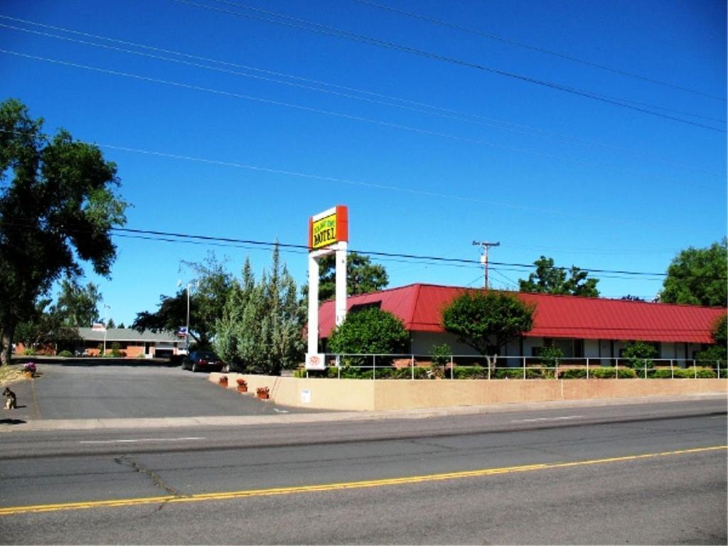 Golden West Motel Klamath Falls Exteriör bild