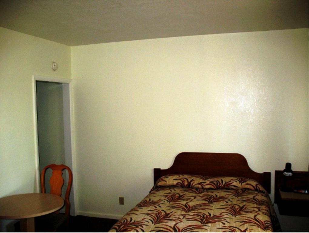 Golden West Motel Klamath Falls Exteriör bild
