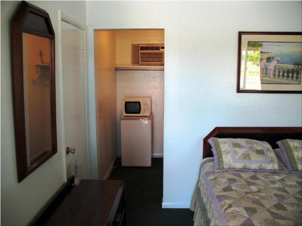 Golden West Motel Klamath Falls Exteriör bild